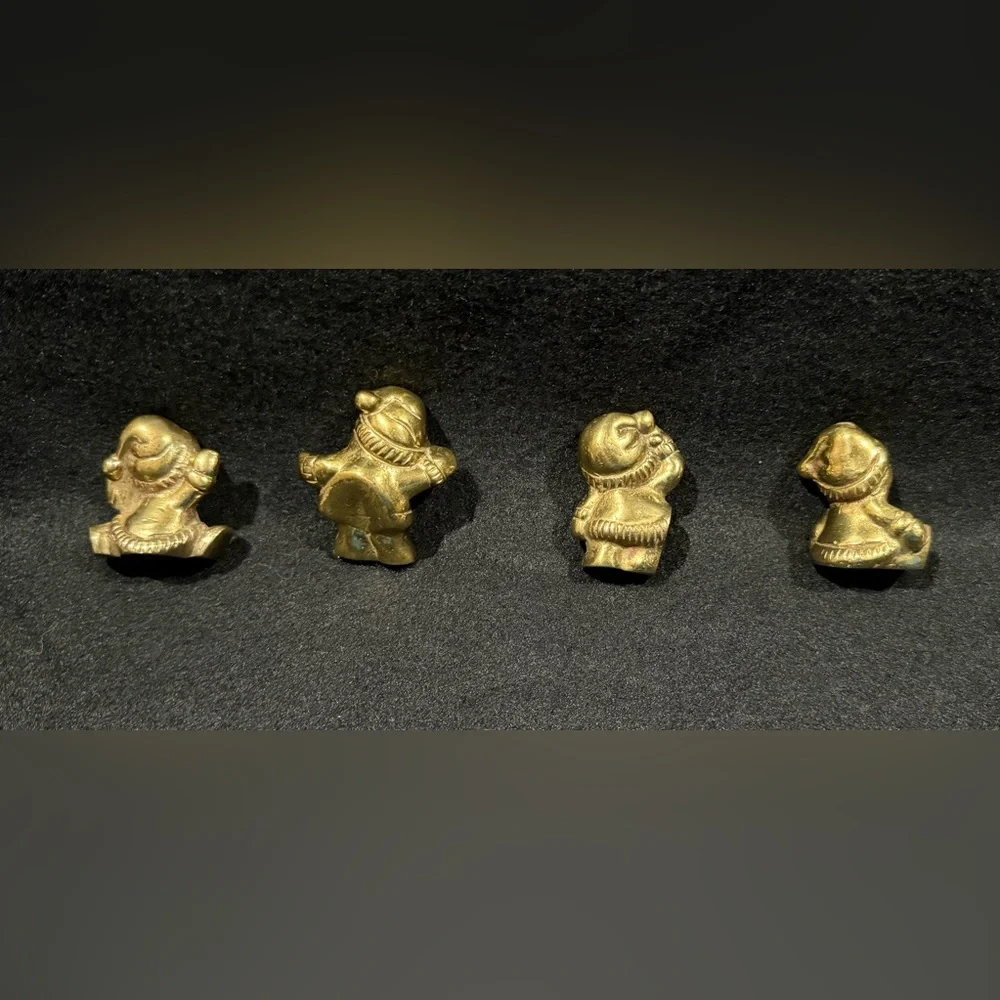 4pc Cute BRASS Santa CLAUS Christmas SANTAS